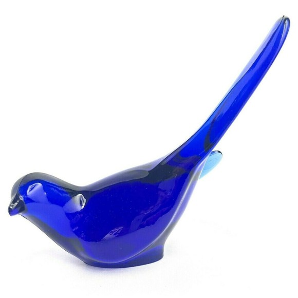 Vintage Fenton Figurine Cobalt Blue Bird of Happiness Long Tail Sparrow Songbird - Picture 1 of 7